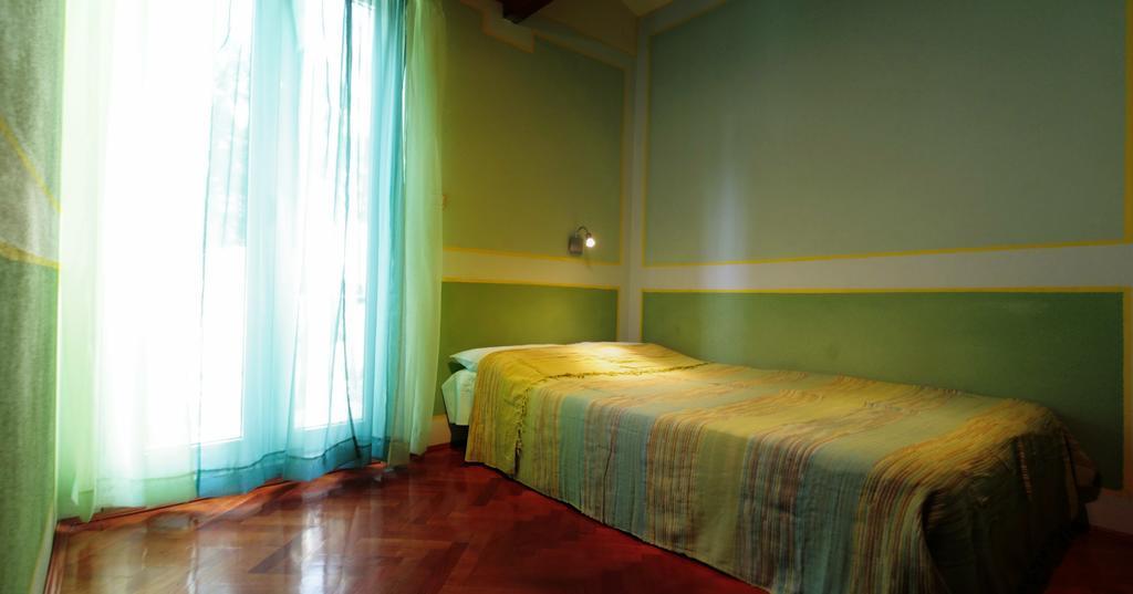 Hrstich Apartments Drasnice Oda fotoğraf